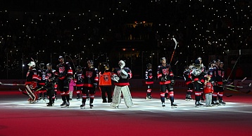 "Молот" проиграл "Горняку-УГМК" третью игру плей-офф