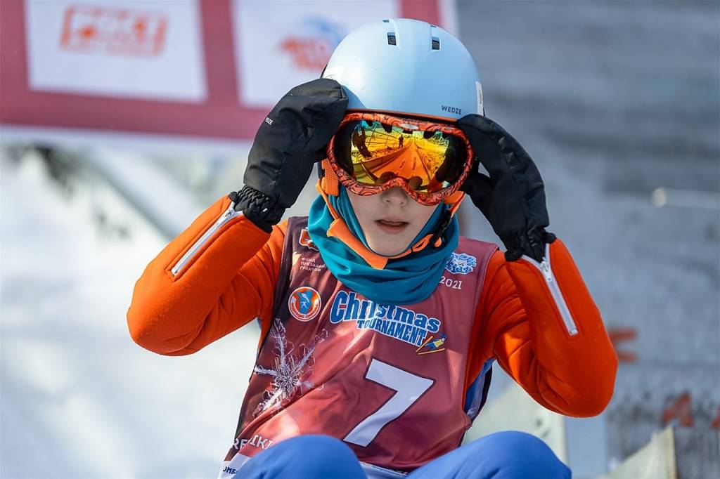 Всероссийские детские соревнования по прыжкам на лыжах с трамплина «Рождественское турне»