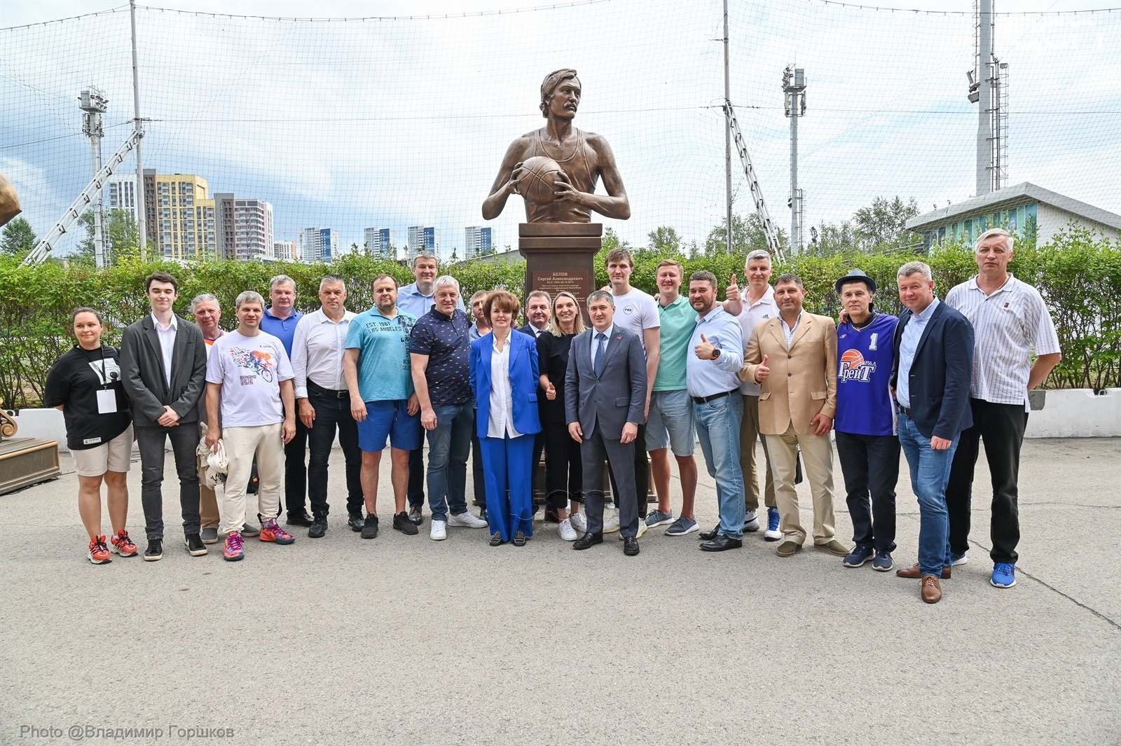 В ЦСП установлен бюст легендарного Сергея Белова | 03.07.2023 | Пермь -  БезФормата