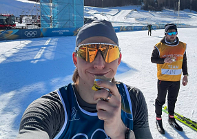 Савелий Коростелев стал четвертым на олимпийском скиатлоне