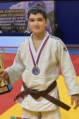 Азамов Файзулло Мухамадбекович