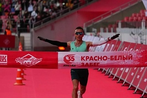 Владимир никитин подтвердил чемпионский титул на 10 км