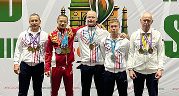 12 медалей везут домой гиревики Прикамья с чемпионата и первенства мира