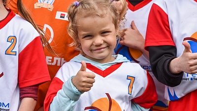 Футбольный фестиваль для девочек на стадионе "Звезда"