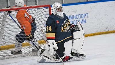 Первые матчи новой хоккейной лиги в Прикамье